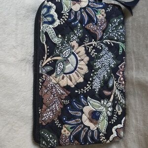 Vera Bradley Floral Quilted Wristlet - Java